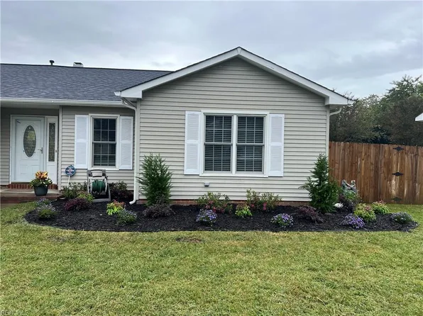 1060 Wasserman Dr, Virginia Beach, VA 23454