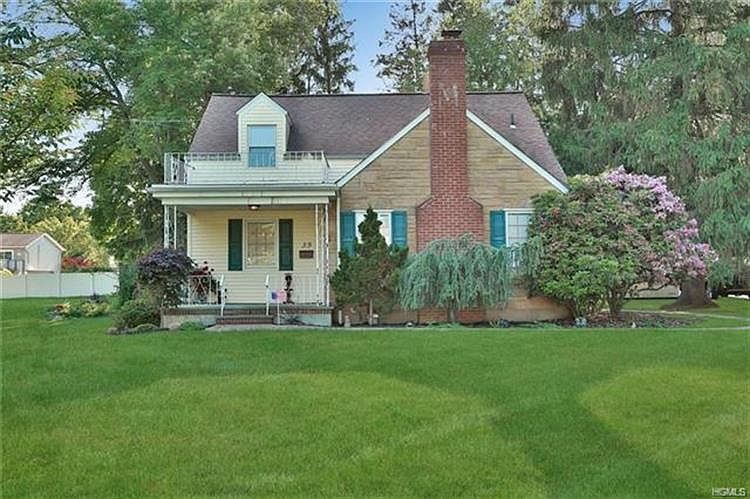 1st image of 39 Wells Ave