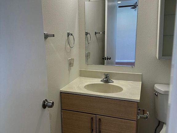 5th image of 236 Echo Ave APT 3