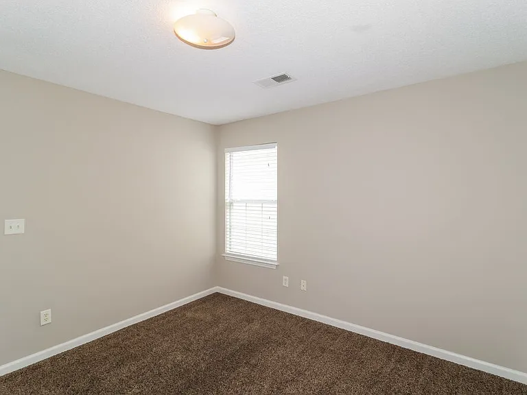 1262 Carlton Ridge Dr — Photo 13