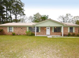 6300 Wolfe Rd, Milton, FL 32570