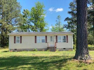 1554 Rolling Acres Rd, Emporia, VA 23847