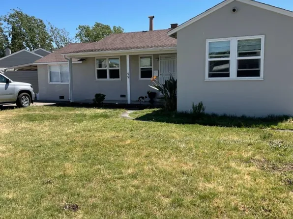 99 N 6th St, Rio Vista, CA 94571