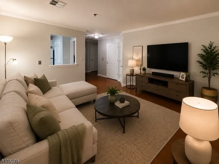 901 Stuyvesant Ave #110 — Photo 3