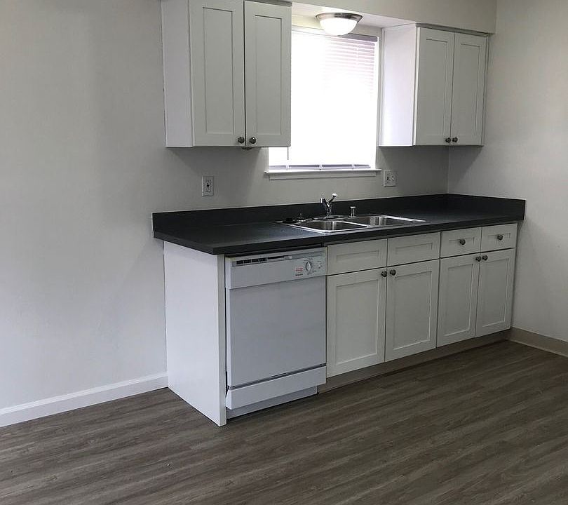 2nd image of 1251 Kenny Dr APT 8