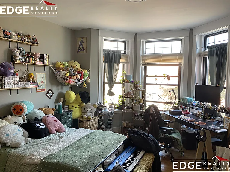 1914 Beacon St #2 — Photo 12