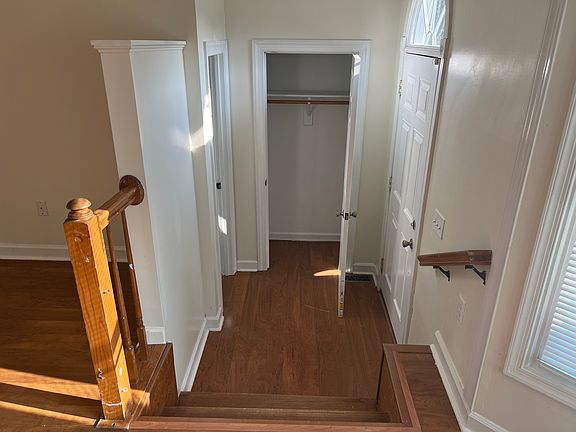 5th image of 4204 Southfield Dr