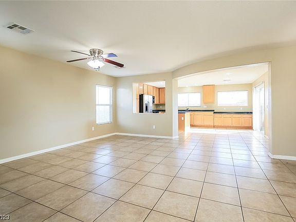4th image of 4876 Golden Shimmer Ave