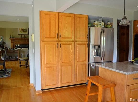 5th image of 9392 Thornhill Dr