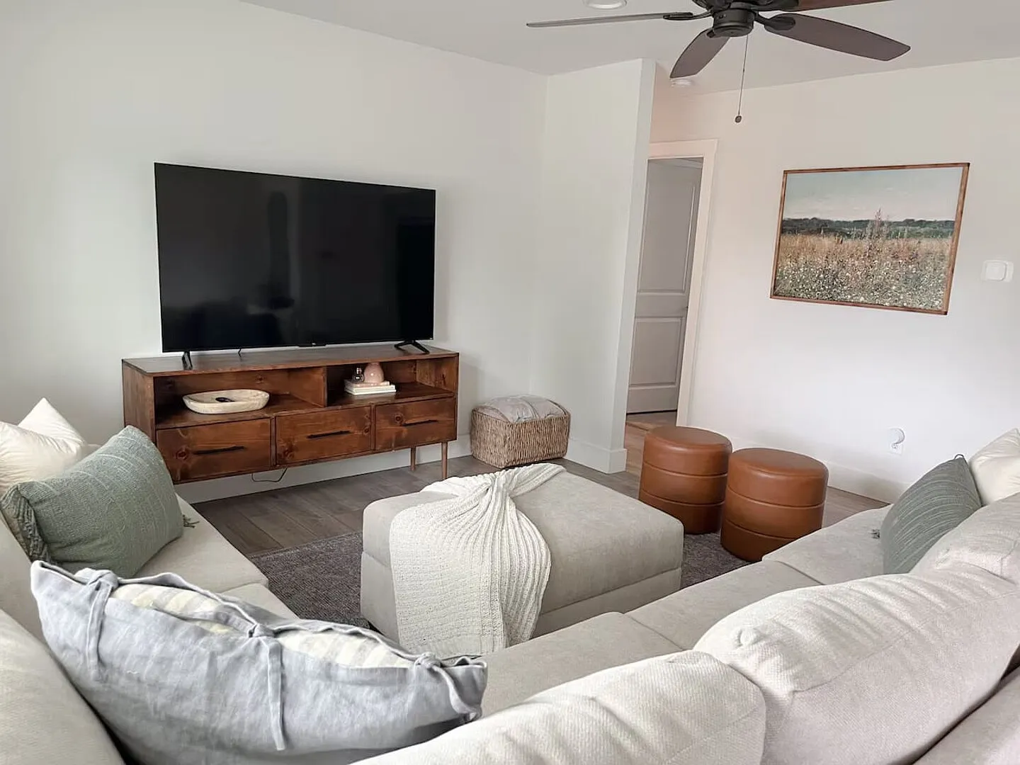 Remodeled 4BR/2BA Steps from Georgetown Square — Photo 3