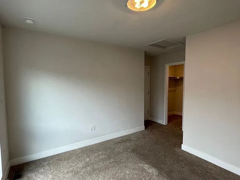 5552 W 10th Pl — Photo 23