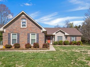 1977 Stepford Dr, Clarksville, TN 37043