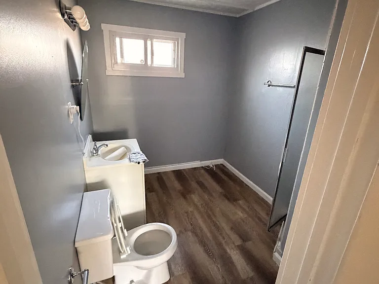 116 W Elm St #115 — Photo 3