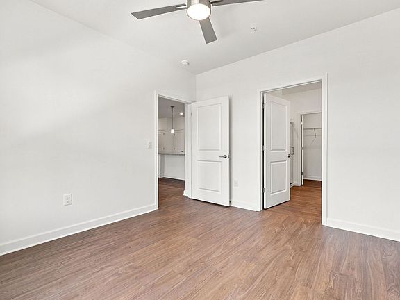 5th image of 520 Trove Ln #8C6031199