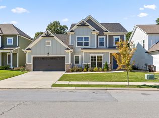 9608 Mayfly Rd, Ooltewah, TN 37363