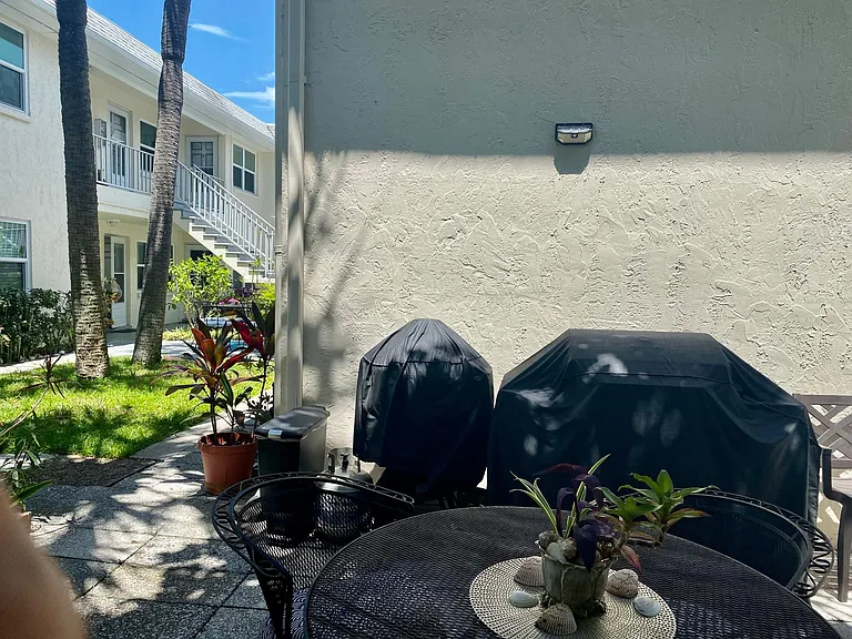 506 71st Ave #4 — Photo 31