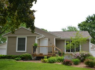 1815 61st St, Des Moines, IA 50322