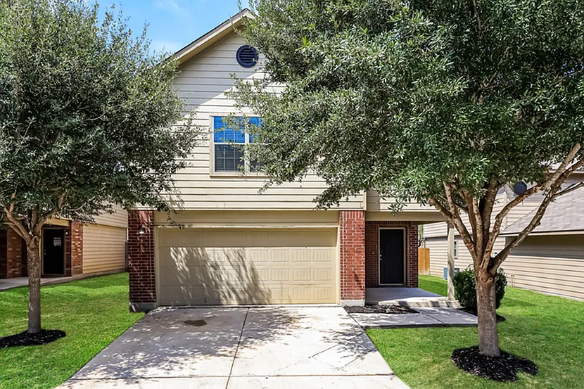 Ashley Heights — Photo 3