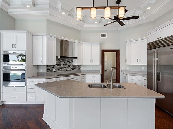 3rd image of 1198 Bond Ct