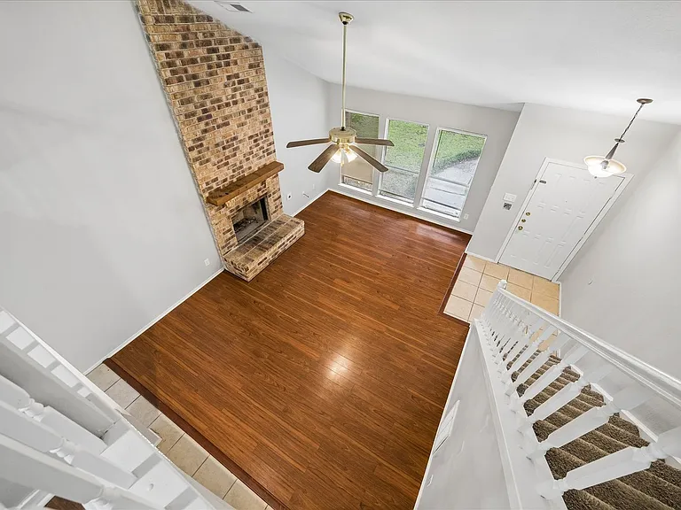 2 Goldthread Ct — Photo 18