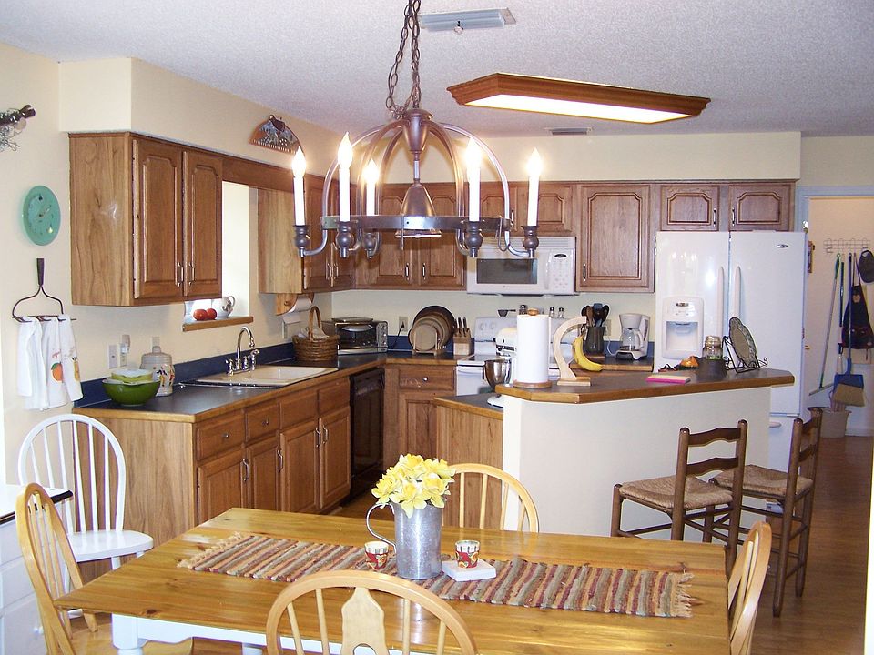 2nd image of 55581 Deer Run Rd