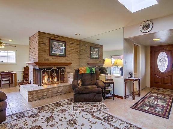 5th image of 56 E Sierra Way