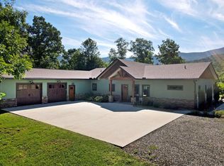 150 Brass View Dr, Young Harris, GA 30582