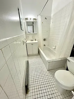 Rented by Brickview NYC Realty NYV LLC | media 10