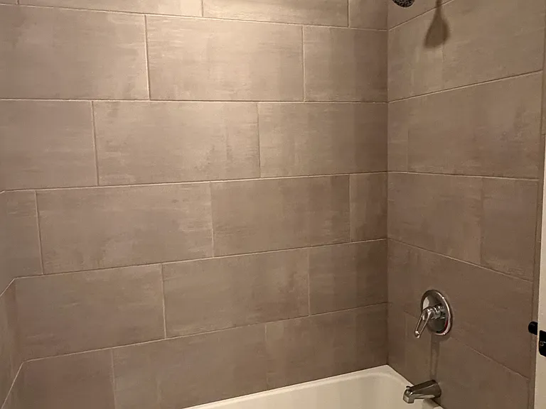 second bathroom shower and tub