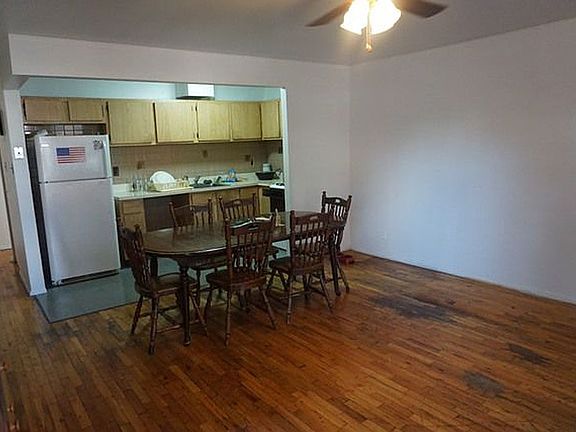 2nd image of 40 Carroll St Unit 48-1