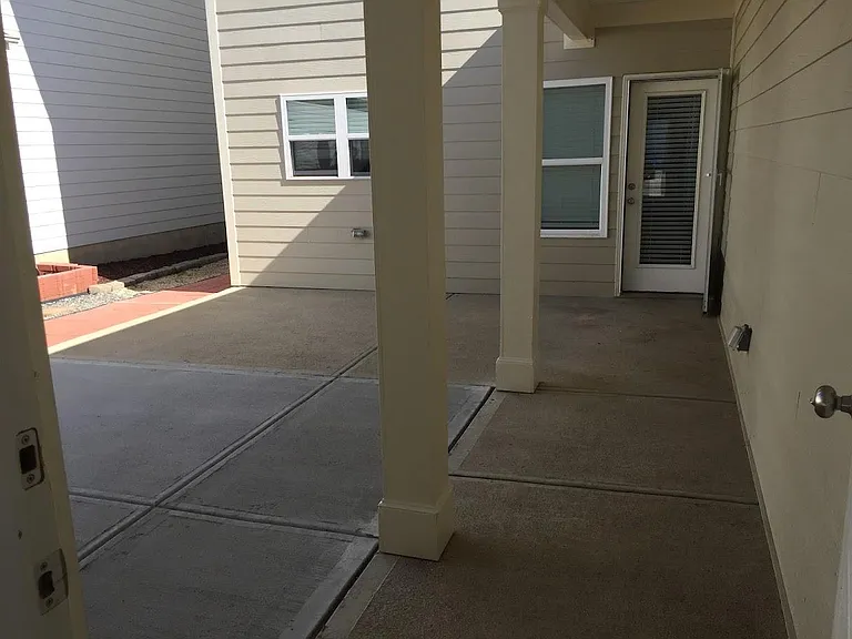 1268 Russet Ln — Photo 31