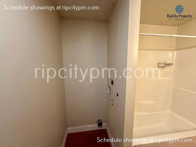 11430 SW 121st Ave — Photo 16