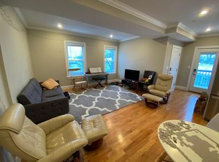 185 River St #3, Cambridge, MA 02139
