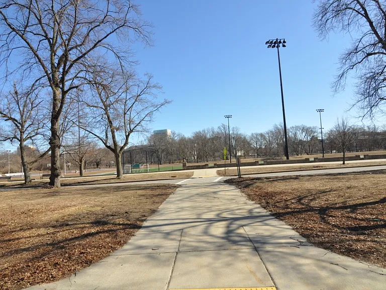 131 Park Dr #11 — Photo 14