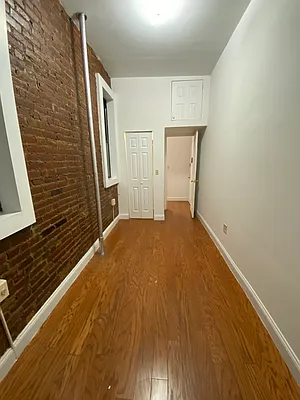 Rented by Bond New York | media 7