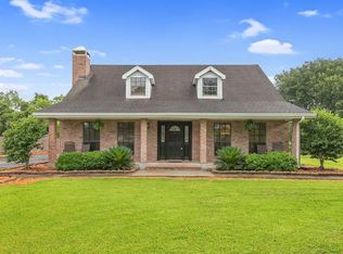 141 Thomas Ln, Lake Charles, LA 70607