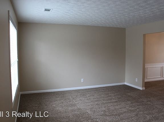 5th image of 4490 Berline Dr
