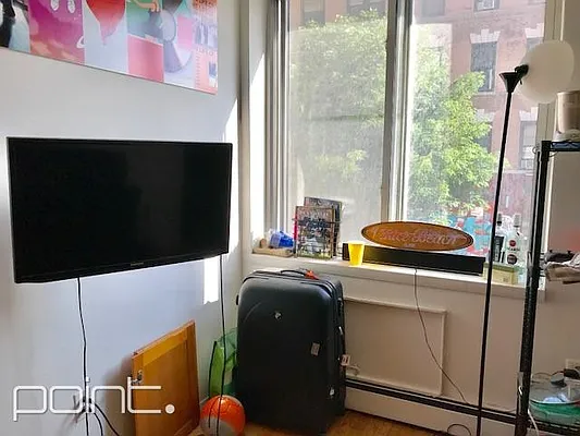 Rented by Point NYC | media 15