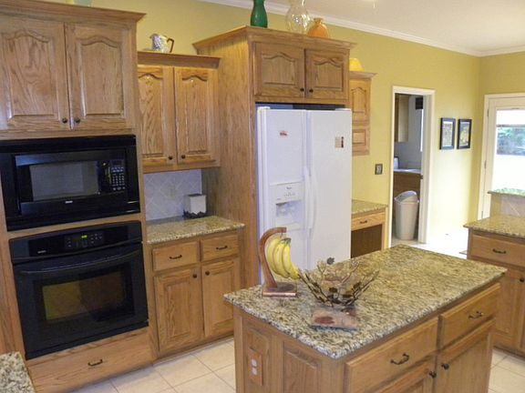 Island with power & more storage.