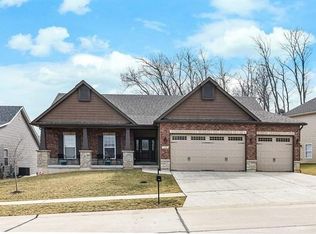 1206 Spring Lilly Dr, High Ridge, MO 63049