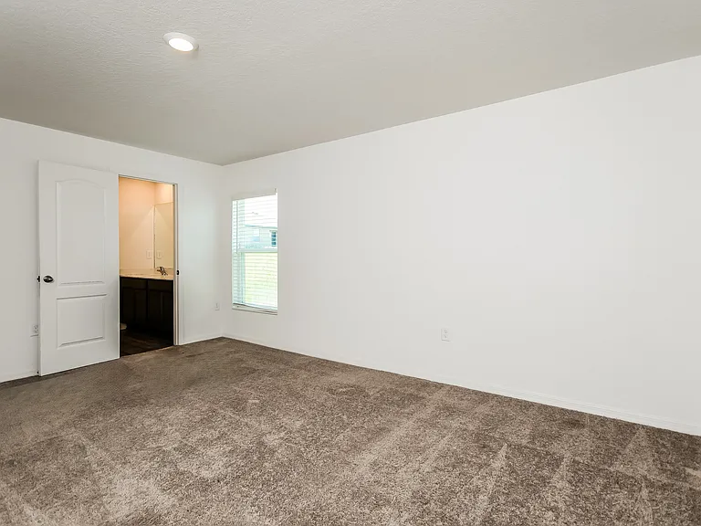 1635 Swan Lake Cir — Photo 9