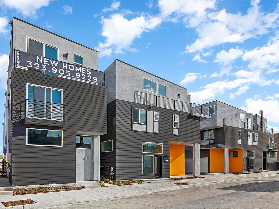 1st image of 3022 1/4 N Coolidge Ave