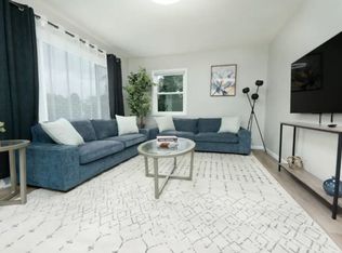 (Undisclosed Address), Wheaton, IL 60187