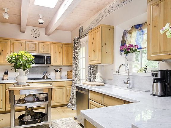 2nd image of 365 1/2 Garcia St APT 3