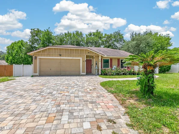 8005 FLEUR DE LIS Drive, Jacksonville, FL 32277