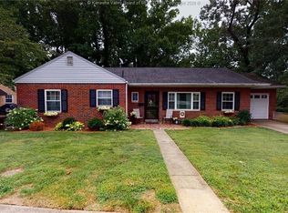 75 Oakwood Rd, Huntington, WV 25701