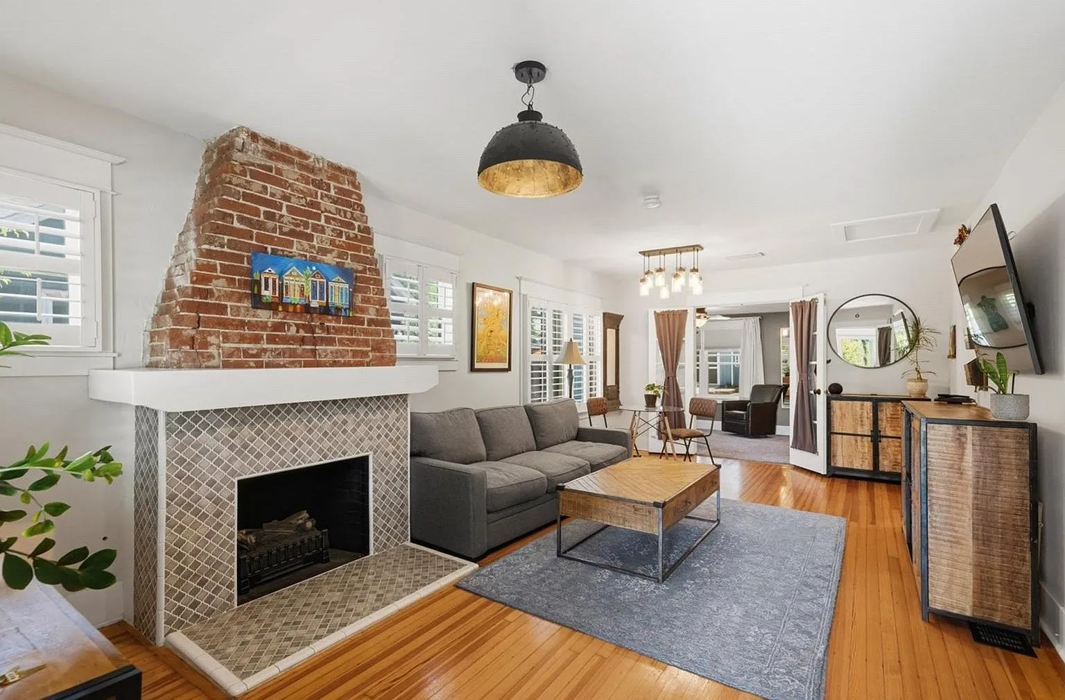 2 bed, 900 sqft, $2,250 — Photo 4