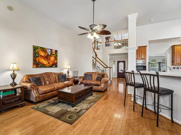 14 Serene Creek Pl, Spring, TX 77382