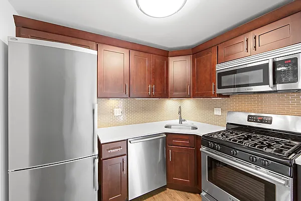 Rented by Stonehenge NYC LLC | media 1