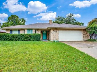 4813 Applewood Rd, Fort Worth, TX 76133